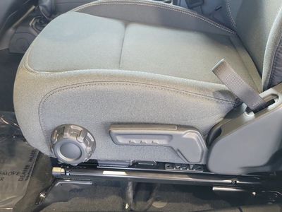 2026 Jeep Wrangler — photo 19 view