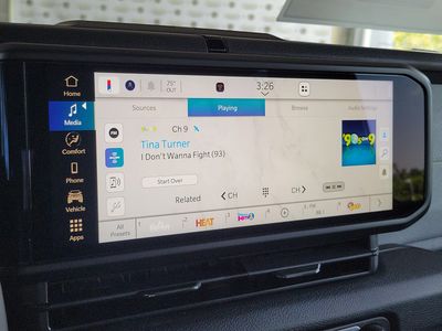 2026 Jeep Wrangler — photo 26 view