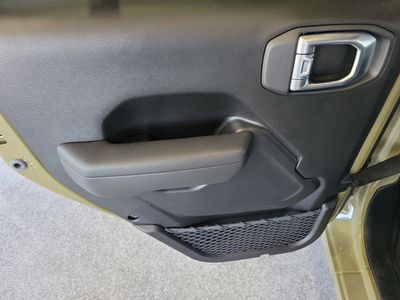 2026 Jeep Wrangler — photo 13 view