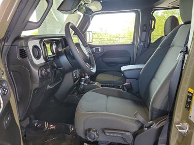2026 Jeep Wrangler — photo 17 view