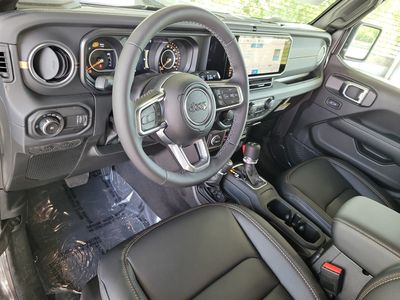 2026 Jeep Wrangler — photo 15 view