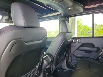 2026 Jeep Wrangler — photo 8 view