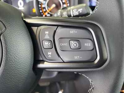 2026 Jeep Wrangler - Photo 24
