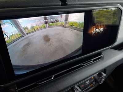 2026 Jeep Wrangler - Photo 26