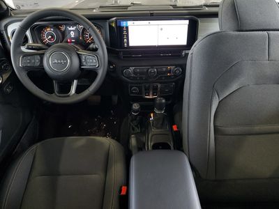 2026 Jeep Wrangler - Photo 11