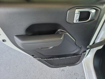 2026 Jeep Wrangler — photo 13 view