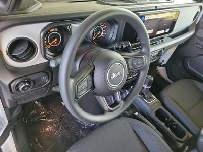 2026 Jeep Wrangler — photo 16 view
