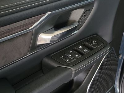 2026 Ram 1500 — photo 15 view