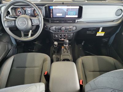2026 Jeep Wrangler - Photo 11