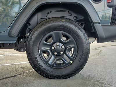 2026 Jeep Wrangler - Photo 7