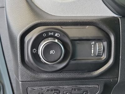 2026 Jeep Wrangler - Photo 21
