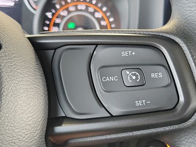 2026 Jeep Wrangler - Photo 24