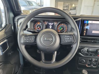2026 Jeep Wrangler - Photo 22