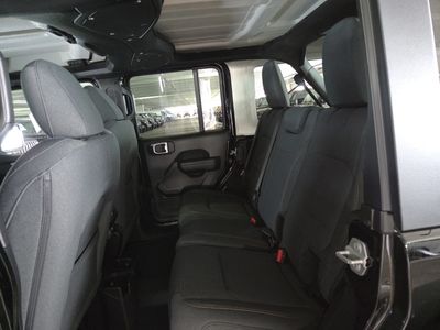 2026 Jeep Wrangler — photo 17 view
