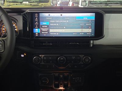 2026 Jeep Wrangler — photo 21 view