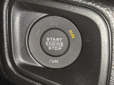 2026 Jeep Wrangler — photo 32 view