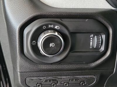 2026 Jeep Wrangler — photo 20 view