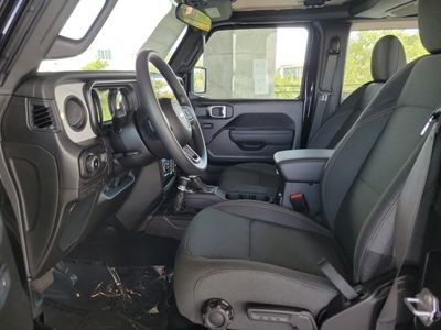 2026 Jeep Wrangler — photo 16 view