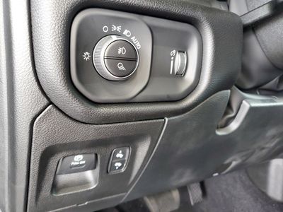 2026 Ram 1500 — photo 21 view