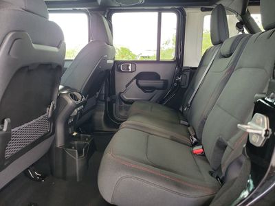2026 Jeep Wrangler - Photo 8