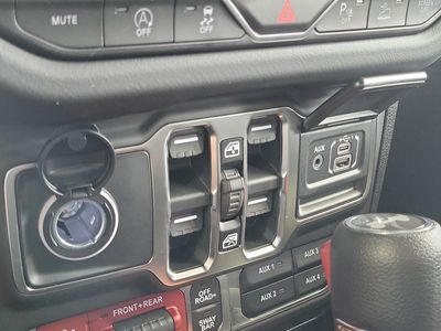 2026 Jeep Wrangler - Photo 29