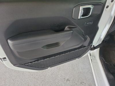 2026 Jeep Wrangler — photo 14 view