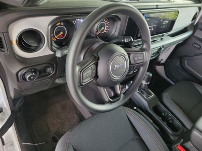 2026 Jeep Wrangler — photo 16 view