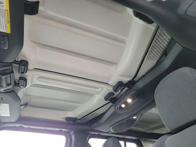 2026 Jeep Wrangler - Photo 19