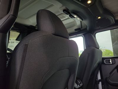 2026 Jeep Wrangler — photo 10 view
