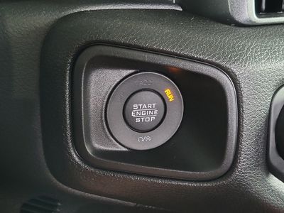 2026 Jeep Wrangler — photo 26 view