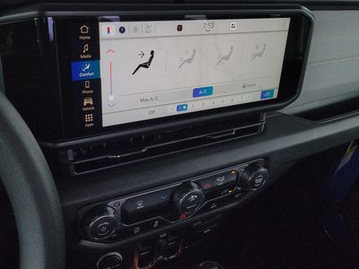 2026 Jeep Wrangler — photo 29 view