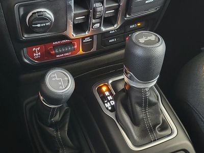 2026 Jeep Wrangler — photo 30 view