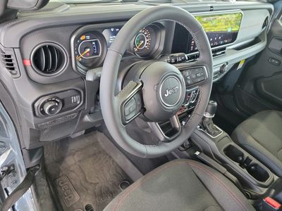 2026 Jeep Wrangler - Photo 17