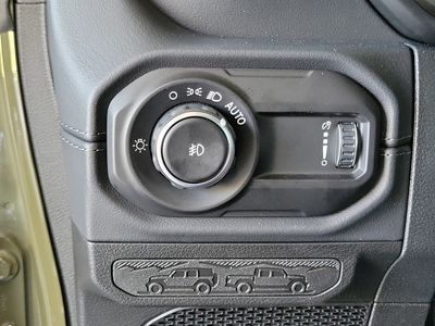 2026 Jeep Wrangler — photo 21 view