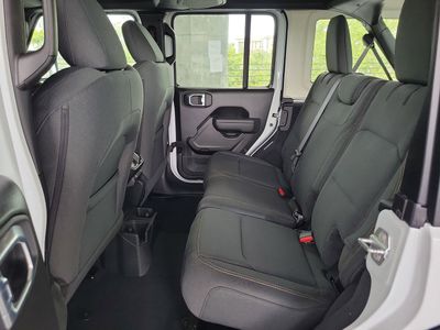 2026 Jeep Wrangler — photo 9 view