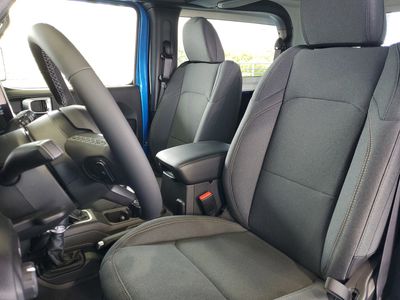 2026 Jeep Wrangler — photo 18 view