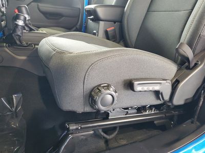 2026 Jeep Wrangler — photo 19 view