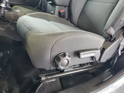 2026 Jeep Wrangler — photo 19 view