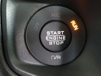 2026 Jeep Wrangler — photo 30 view