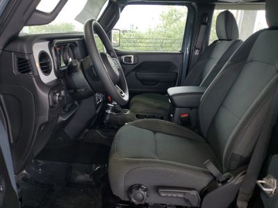 2026 Jeep Wrangler — photo 17 view