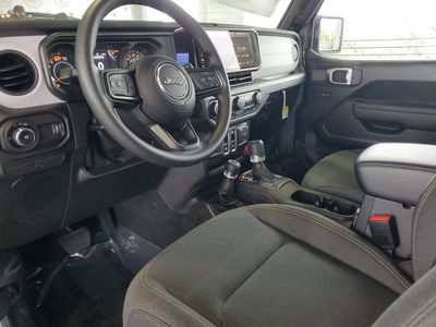 2026 Jeep Wrangler — photo 16 view