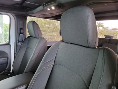2026 Jeep Wrangler — photo 10 view