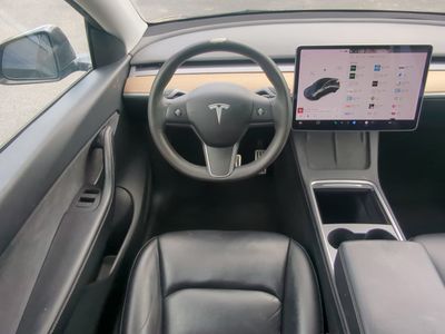 2022 Tesla Model Y - Photo 19