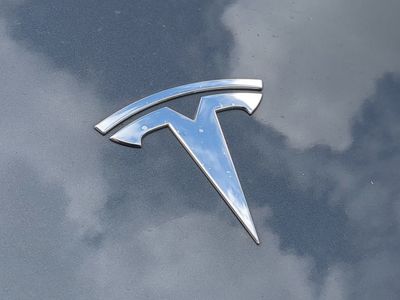 2022 Tesla Model Y - Photo 13