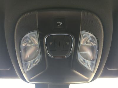 2023 Jeep Compass - Photo 24