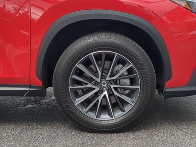 2025 Lexus NX - Photo 11
