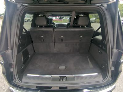 2023 Jeep Grand Wagoneer - Photo 14