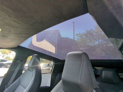 2024 Tesla Cybertruck - Photo 22