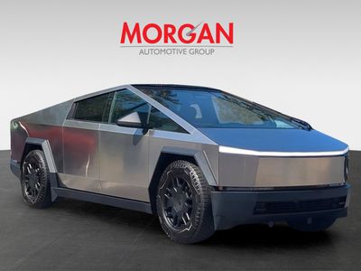 2024 Tesla Cybertruck - Photo 2