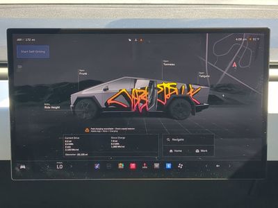 2024 Tesla Cybertruck - Photo 19